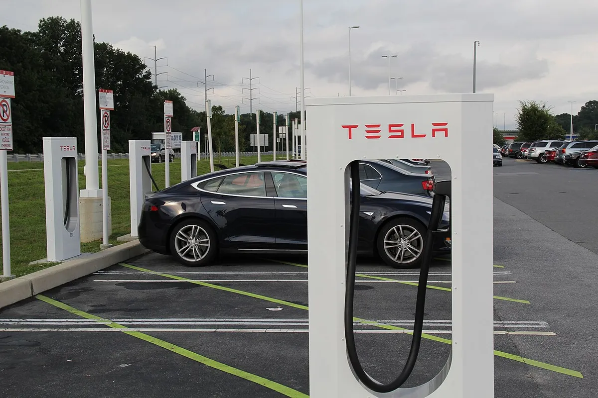 Tesla Model S charging at a Tesla Supercharger station at Delware
